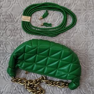 Green necklace ✨️